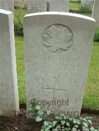 Etaples Military Cemetery - Paterson, J W